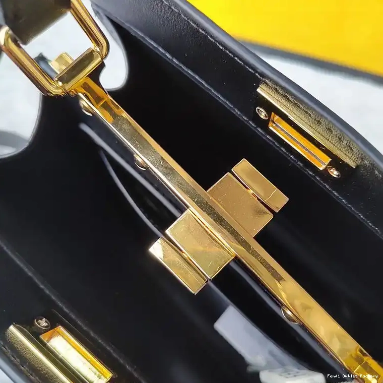 Affordable HOT Nappa ISeeU Peekaboo Fendi Petite Leather In Black Bag 0512